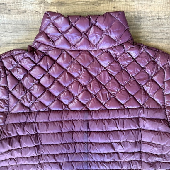 NWT - Patagonia AlpLight Down Jacket S - Picture 10 of 16